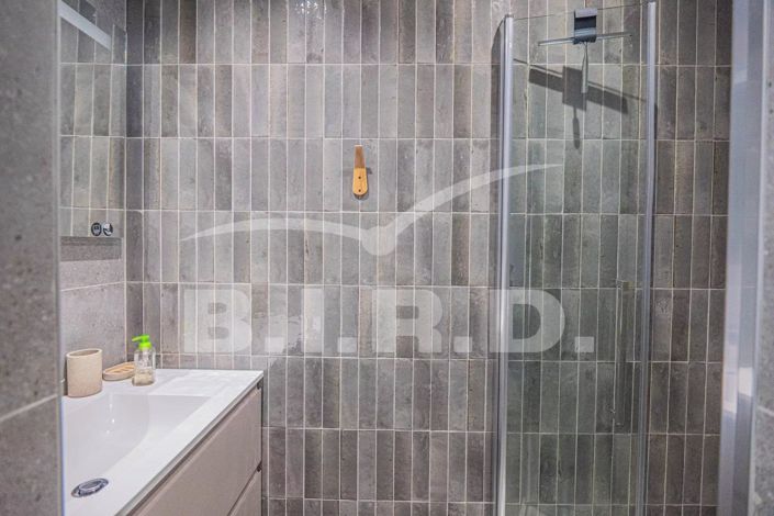 Image No.10-4 Bed House for sale