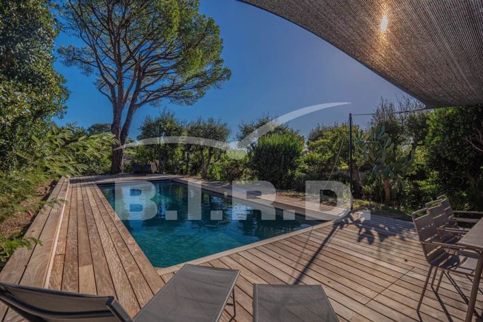 Image No.14-4 Bed House for sale