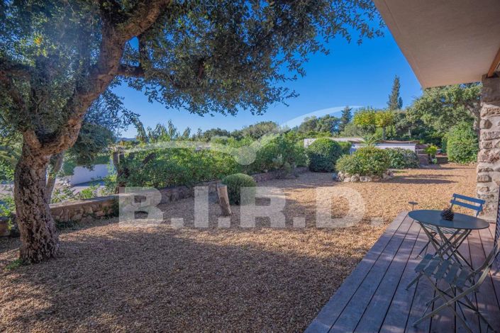 Image No.8-4 Bed House for sale