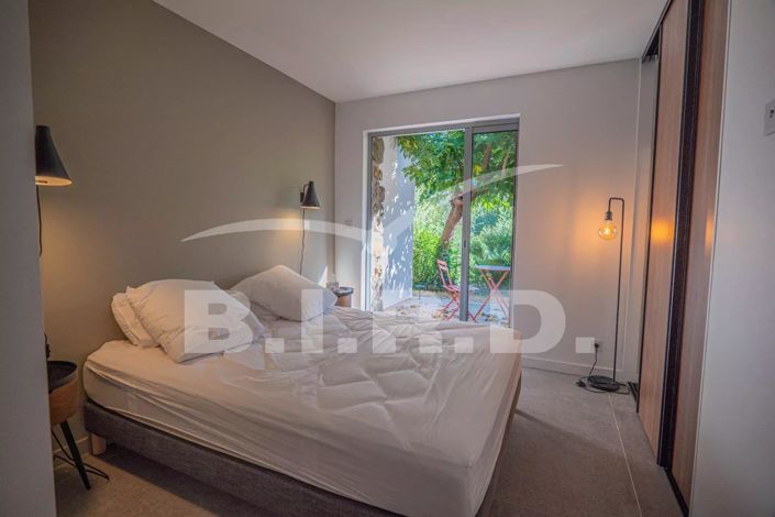 Image No.9-4 Bed House for sale