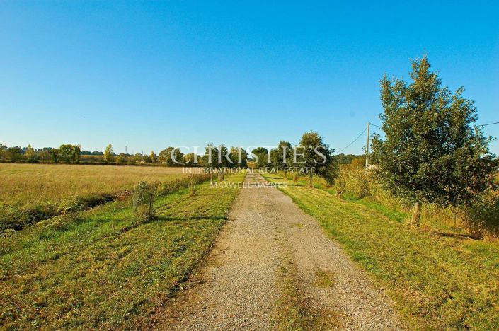 Image No.21-House for sale