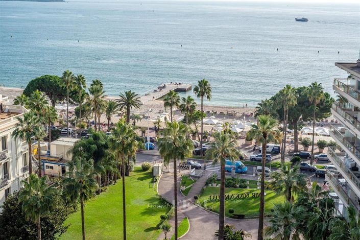 Image No.2-5 Bed Apartment for sale