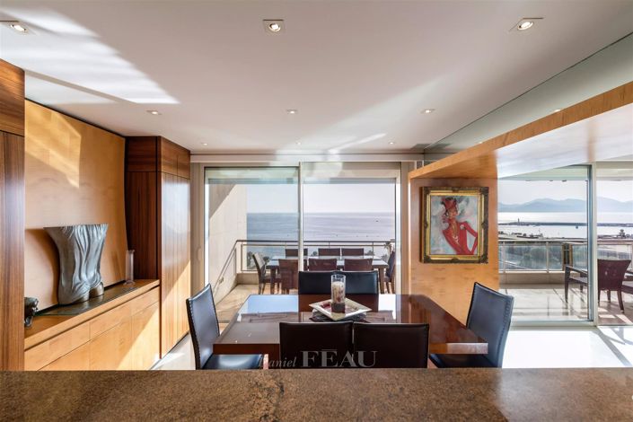 Image No.7-5 Bed Apartment for sale