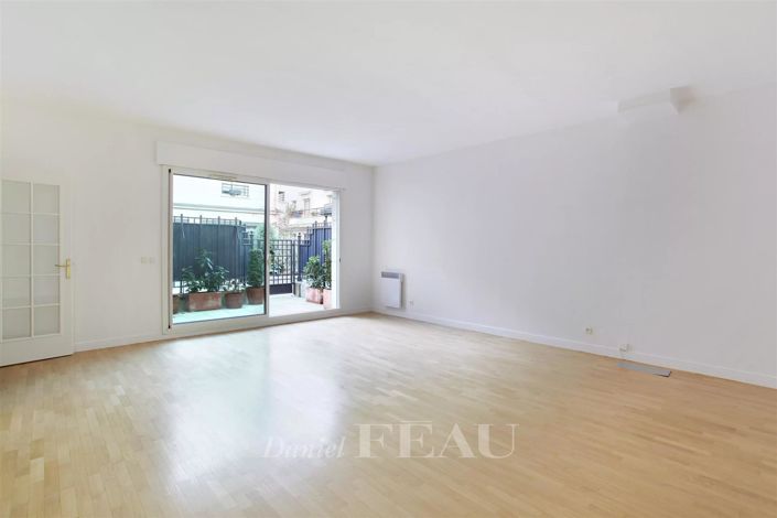 Image No.2-3 Bed House for sale