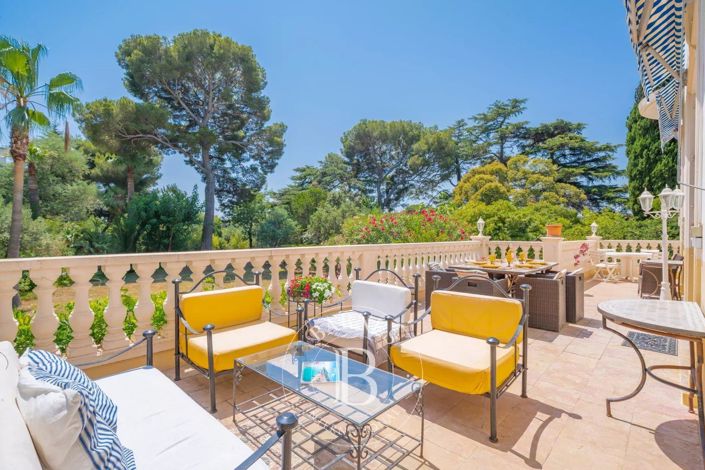 Image No.10-9 Bed House for sale