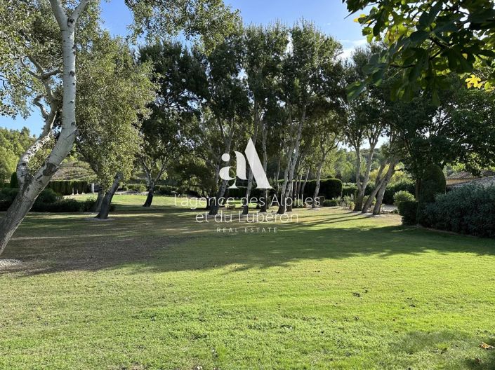 Image No.18-5 Bed House for sale