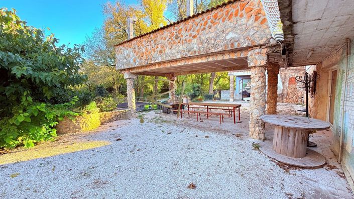 Image No.21-6 Bed House for sale