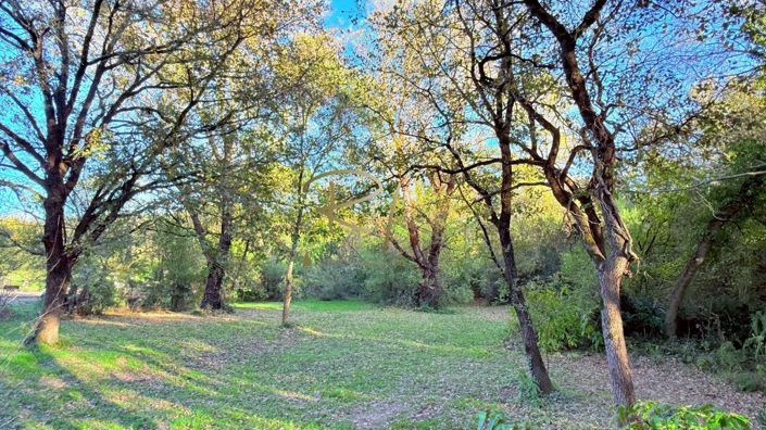 Image No.6-6 Bed House for sale