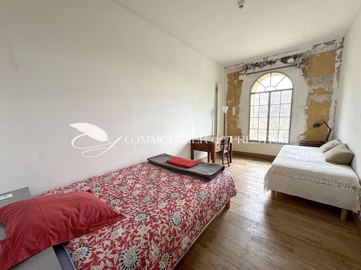 Image No.17-7 Bed House for sale