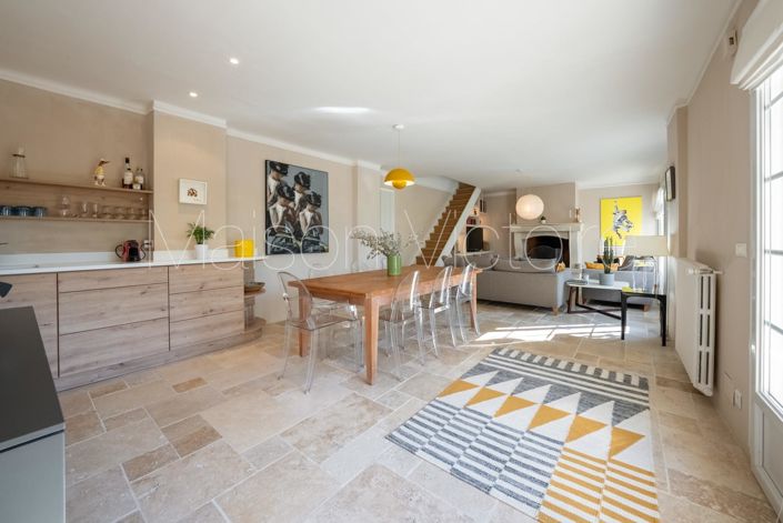 Image No.9-4 Bed House for sale