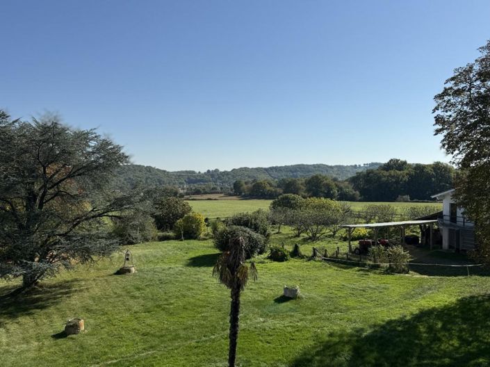 Image No.18-7 Bed House for sale