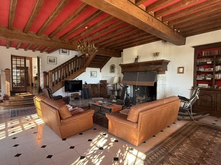 Image No.6-7 Bed House for sale