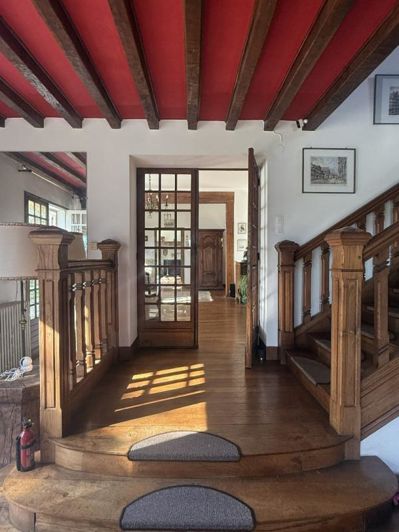 Image No.9-7 Bed House for sale