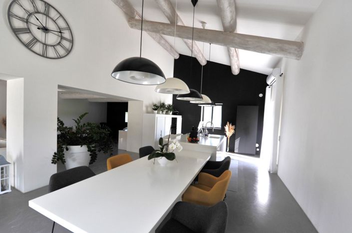 Image No.5-6 Bed House for sale