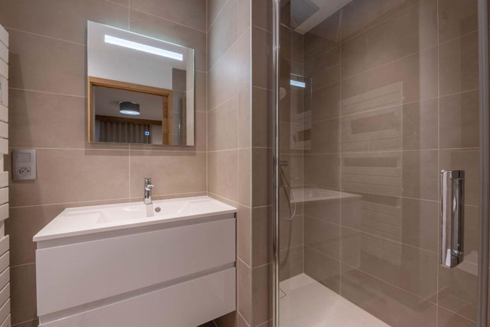 Image No.3-3 Bed Apartment for sale