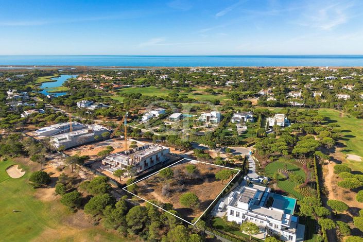 Image No.10-5 Bed House for sale