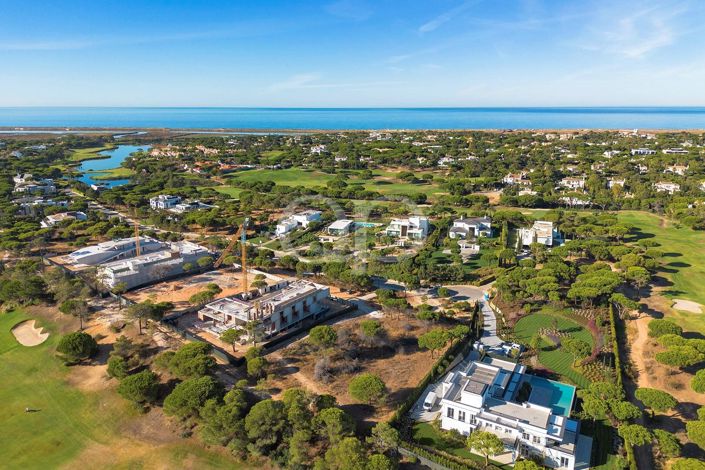 Image No.78-5 Bed House for sale