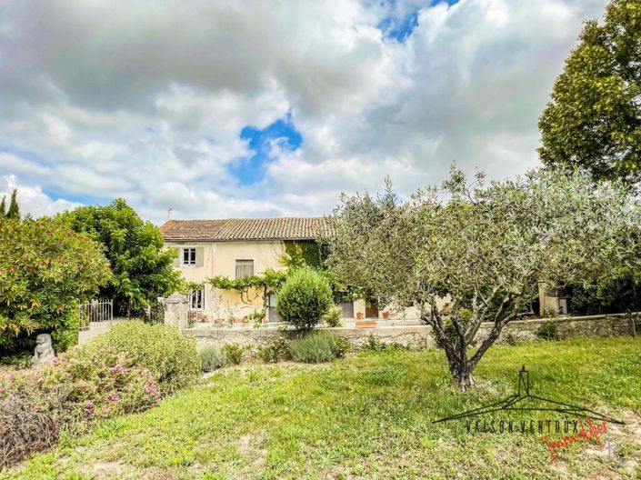 Image No.2-6 Bed House for sale