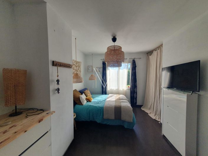 Image No.11-4 Bed House for sale