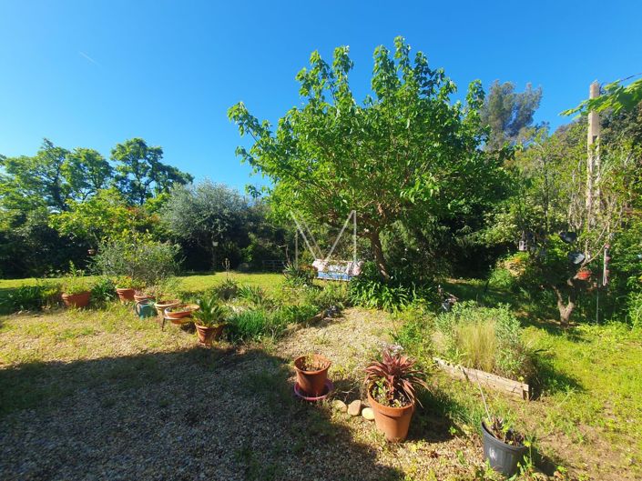 Image No.19-4 Bed House for sale