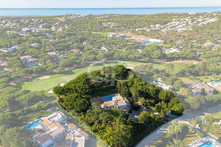 Image No.12-10 Bed House for sale