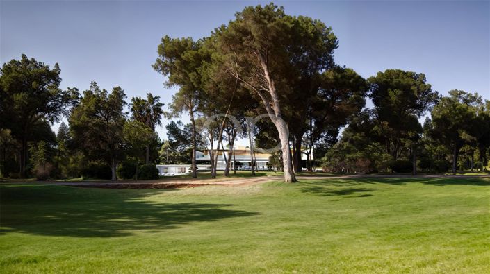 Image No.5-10 Bed House for sale