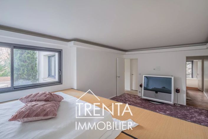 Image No.21-5 Bed House for sale