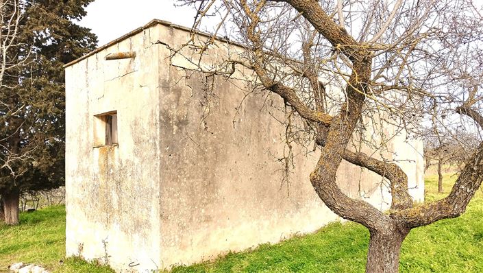 Image No.16-2 Bed Property for sale