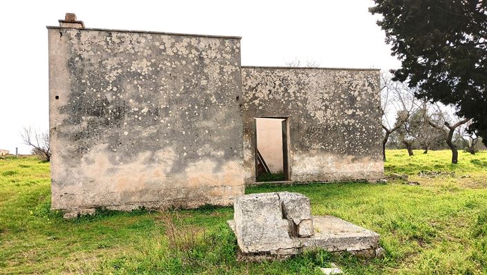 Image No.24-2 Bed Property for sale