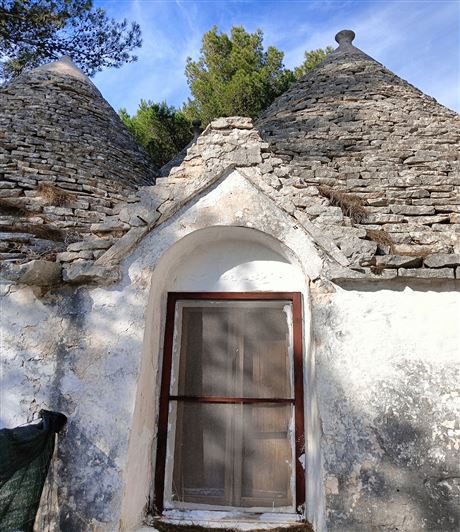 Image No.6-7 Bed Property for sale