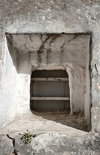 Image No.7-7 Bed Property for sale