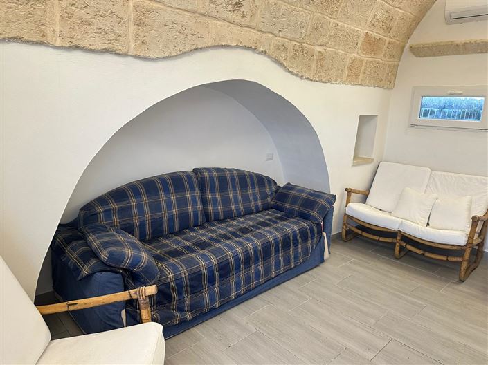 Image No.5-1 Bed Farmhouse for sale