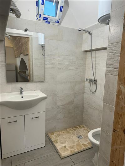 Image No.7-1 Bed Farmhouse for sale