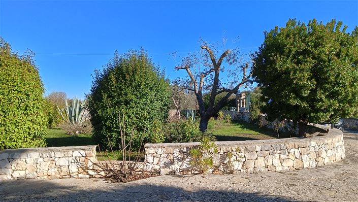 Image No.26-3 Bed Property for sale