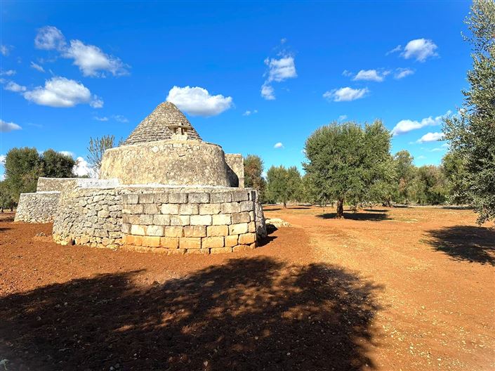 Image No.21-2 Bed Property for sale