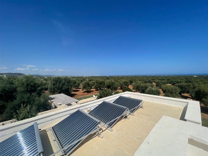 Image No.41-6 Bed Property for sale