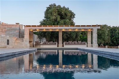 138557villaoramaimg250000