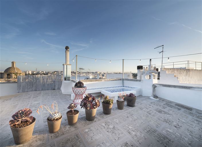 Image No.10-1 Bed Apartment for sale