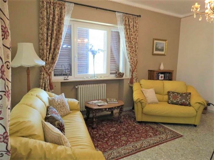 Image No.6-5 Bed Villa for sale