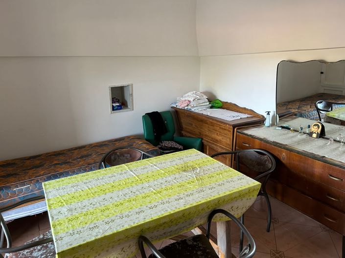 Image No.13-2 Bed Property for sale