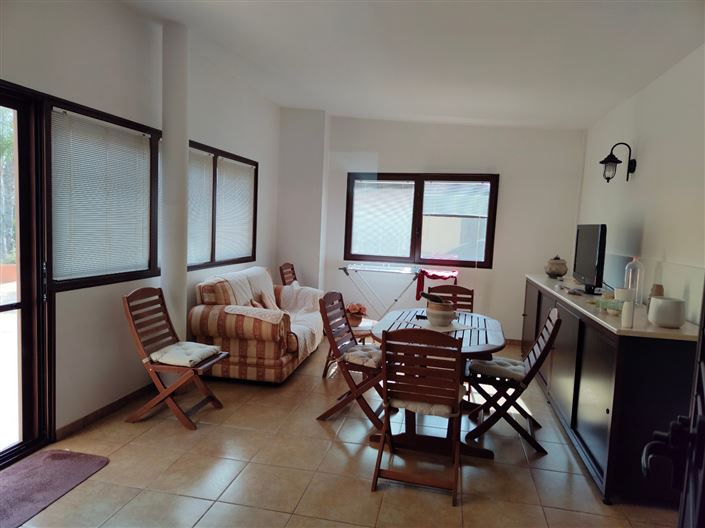 Image No.8-3 Bed Property for sale