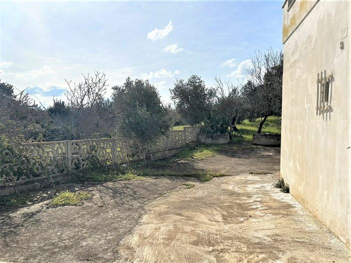 Image No.30-5 Bed Villa for sale