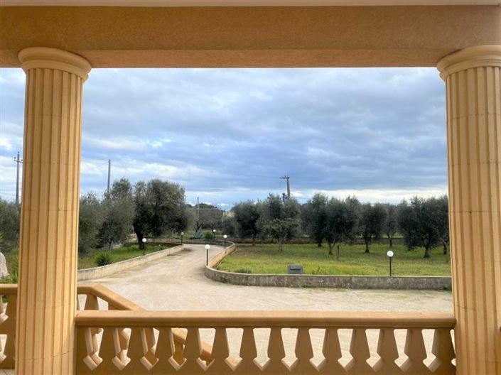 Image No.11-6 Bed Villa for sale