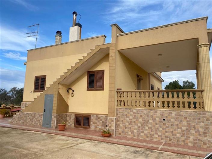 Image No.10-6 Bed Villa for sale