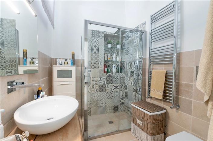 Image No.11-3 Bed Apartment for sale