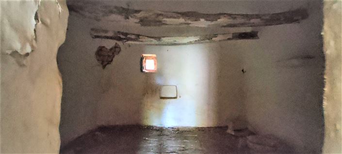 Image No.19-8 Bed Property for sale