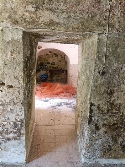 Image No.22-2 Bed Property for sale