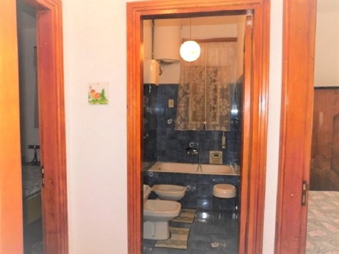 Image No.7-3 Bed Villa for sale