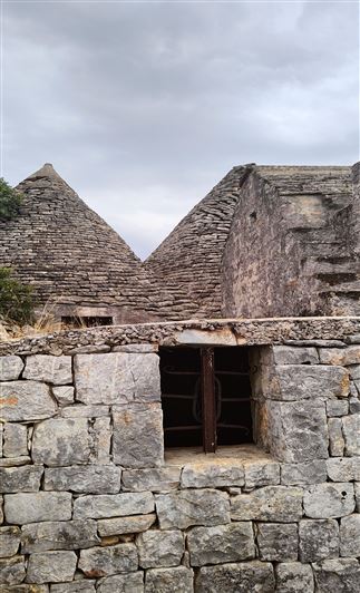 Image No.13-3 Bed Property for sale