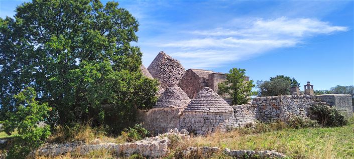 Image No.8-3 Bed Property for sale